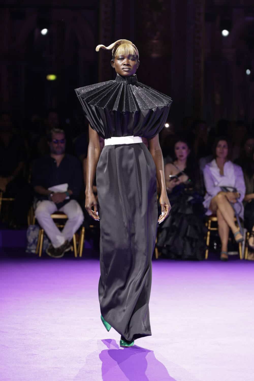 VIKTOR_ROLF_HC_AW24_LOOK19.jpg